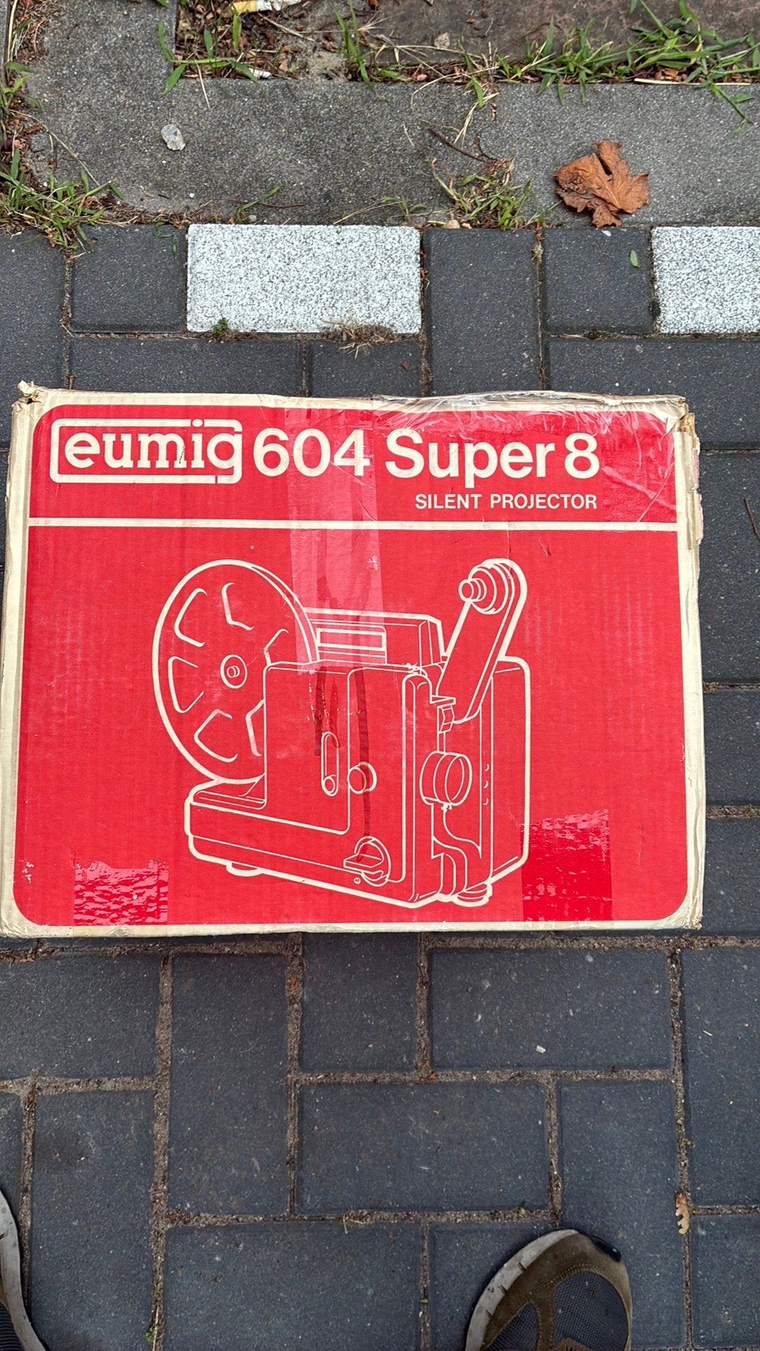 Eumig 604 super 8 Silent projector, Ophalen of Verzenden, Zo goed als nieuw, Lichtbak of (neon) lamp