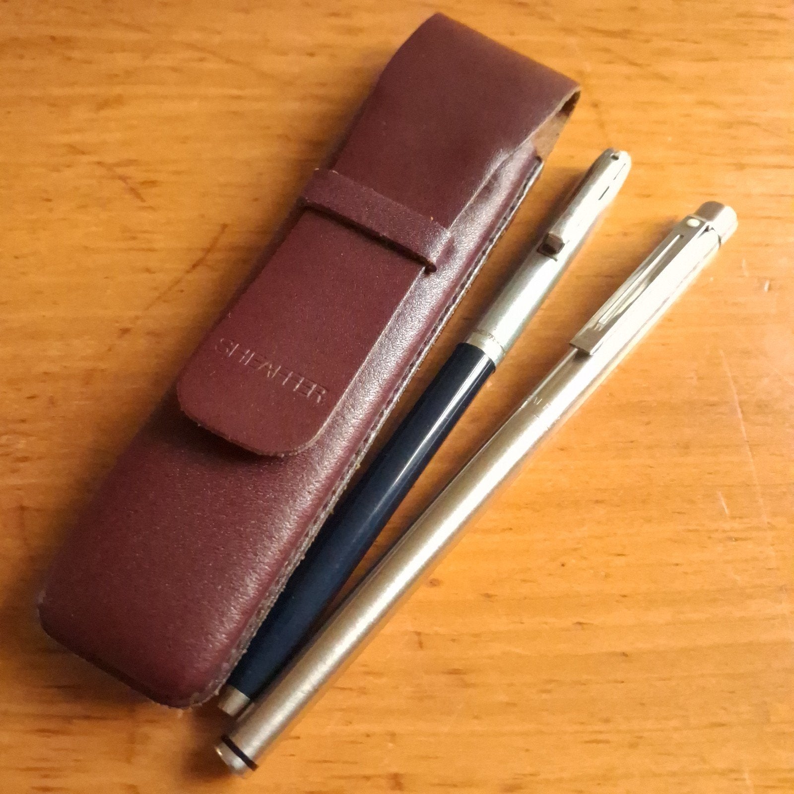 SHEAFFER Ballpoint en Vulpen Gouden Nib in Leren Etui, Verzenden, Vulpen, Overige merken