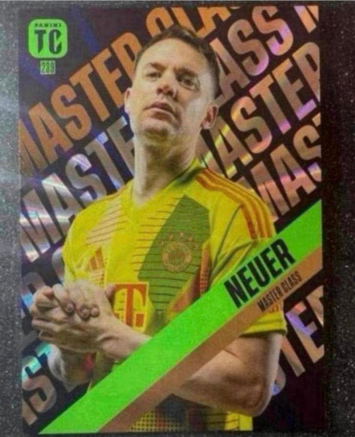 Panini Top Class 2025 MASTER CLASS NEUER  FC BAYERN MÜNCHEN, Hobby en Vrije tijd, Stickers en Plaatjes, Verzenden, Zo goed als nieuw
