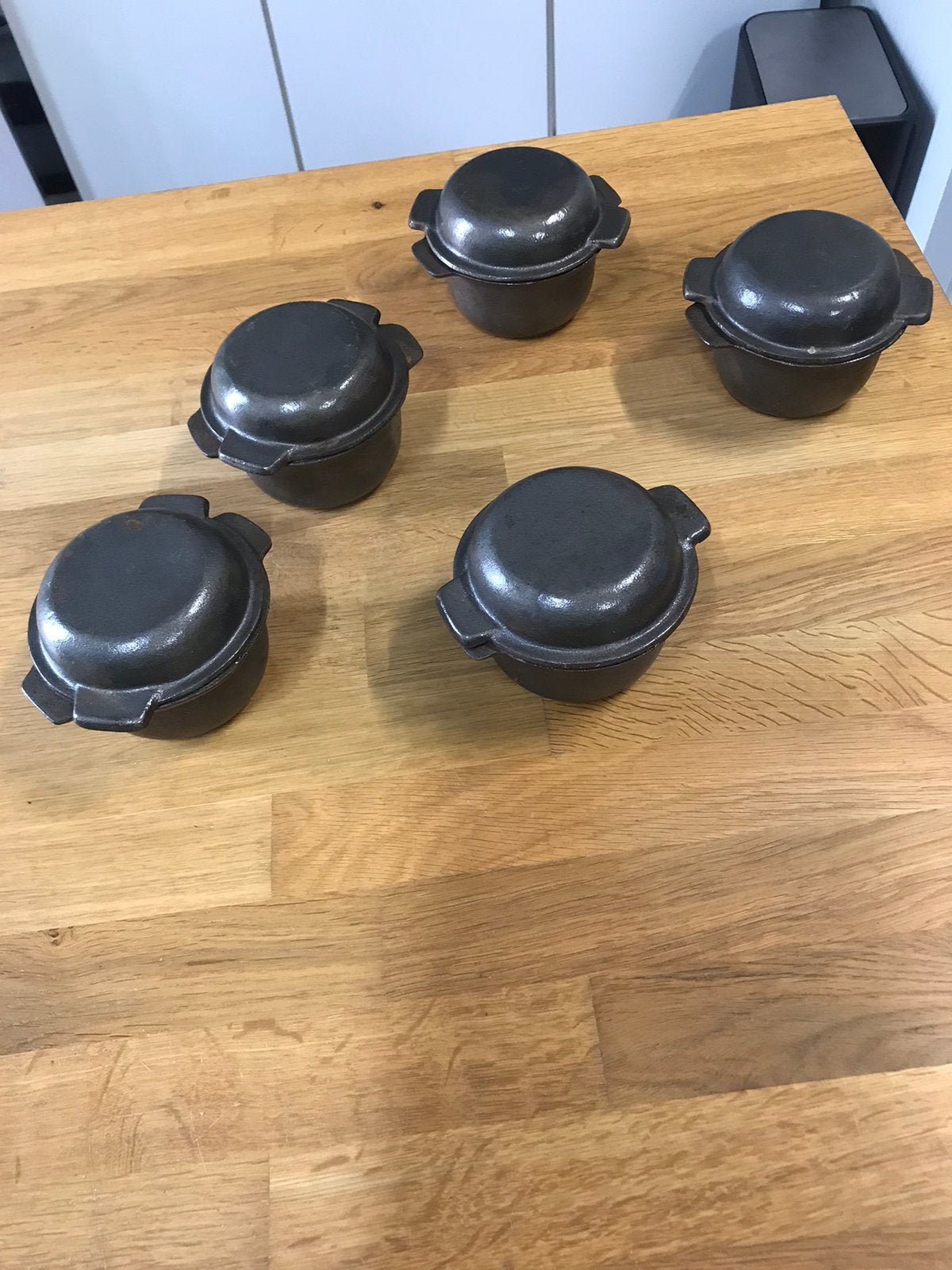 Zware gietijzeren mini pannen met deksel voor oven barbecue, Ophalen, Overige materialen, Gebruikt, Schaal of Schalen
