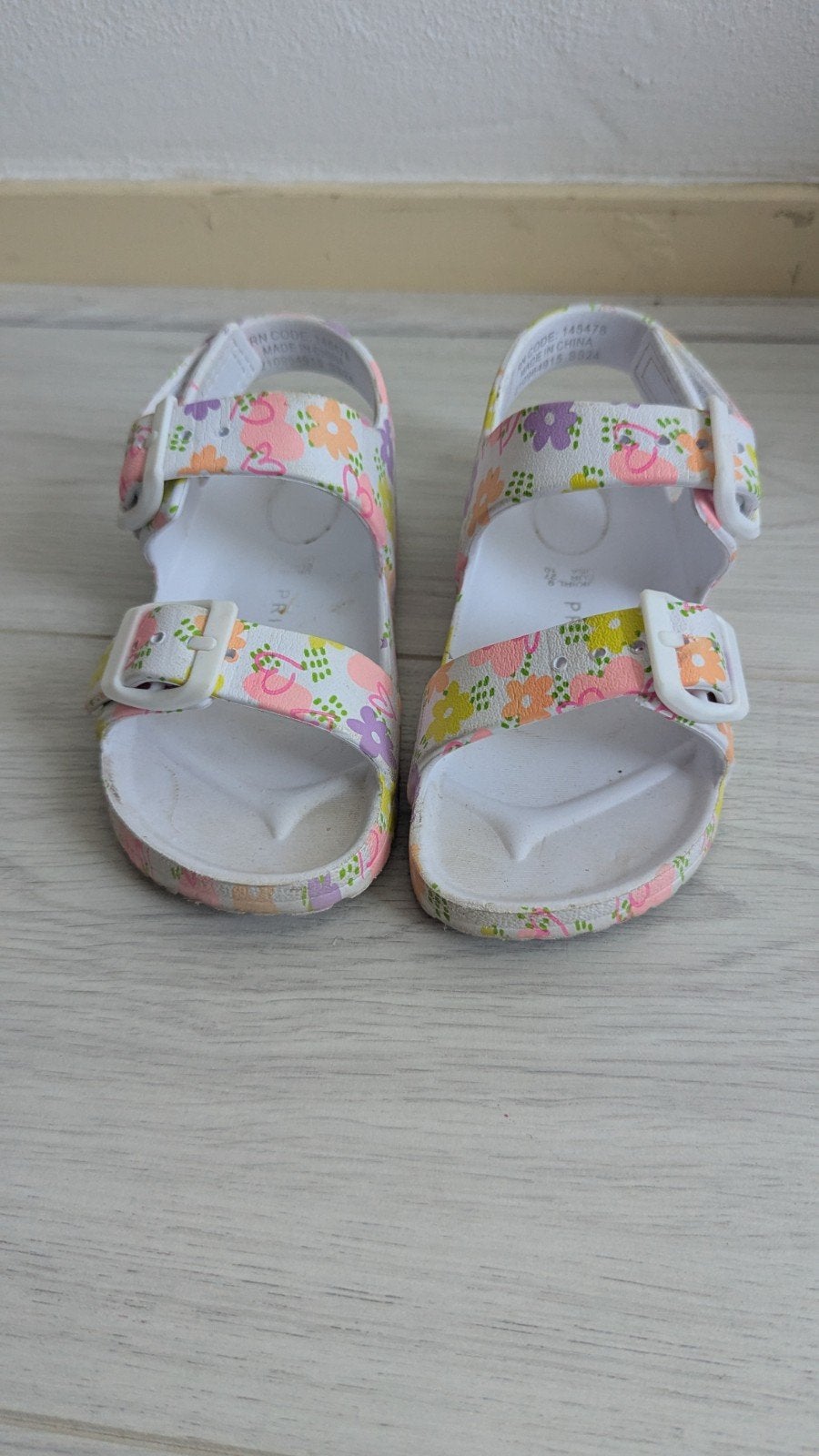Leuke bloemen sandalen voor meisjes, maat 27, Gebruikt, Meisje, Schoenen, Ophalen of Verzenden