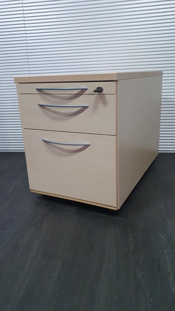 Ladeblok Scharf ahorn, Huis en Inrichting, Ophalen, Minder dan 50 cm, 75 cm of meer, Zo goed als nieuw