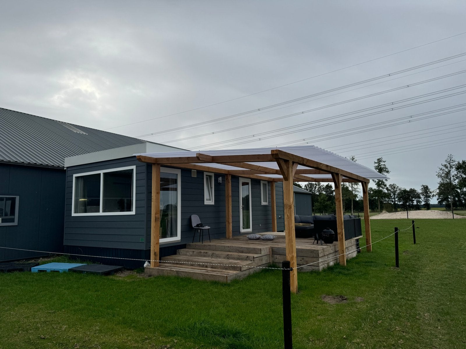 Modern chalet met veranda en 5 slaapplaatsen, Tot en met 4