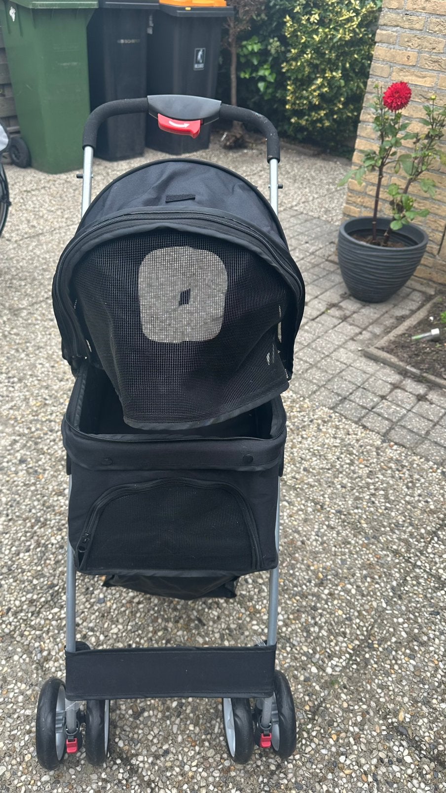 Hondenbuggy / kattenbuggy – zo goed als nieuw, Ophalen, Zo goed als nieuw