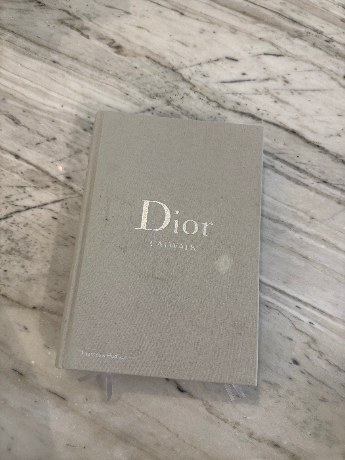 Dior Catwalk Tafelboek - Mode Geschiedenis, Boeken, Ophalen of Verzenden, Zo goed als nieuw, Couturiers