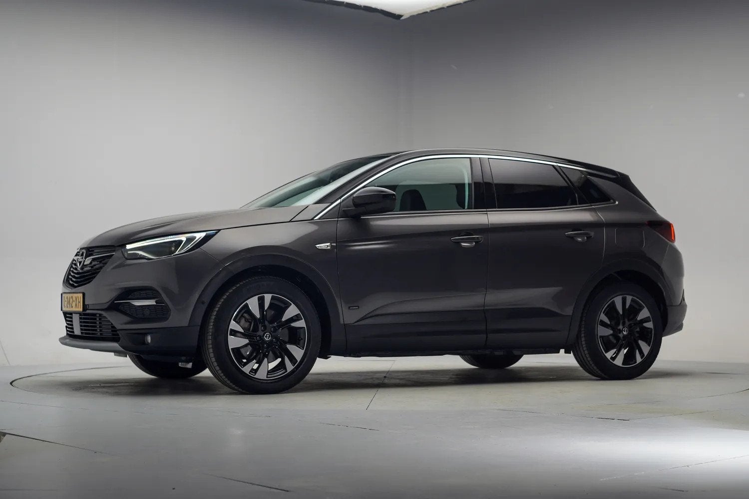 Opel Grandland X 1.6 Plug-in Hybrid 225 Ultimate [ SOH 90,9%, Auto's, Automaat, 228 pk, Bedrijf, Hybride Elektrisch/Benzine