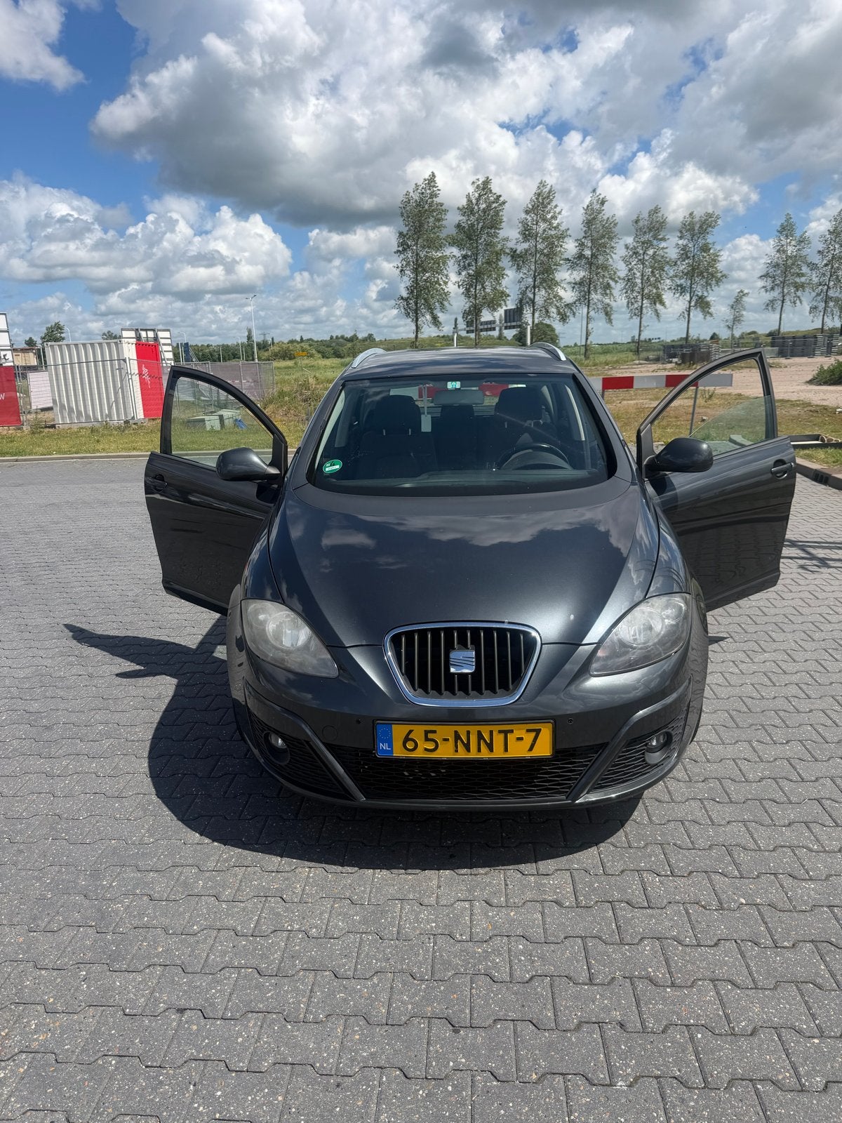 Seat Altea XL 1.2 TSI 77KW Stationwagon 2010 Grijs, Voorwielaandrijving, 4 cilinders, Origineel Nederlands, 1200 kg
