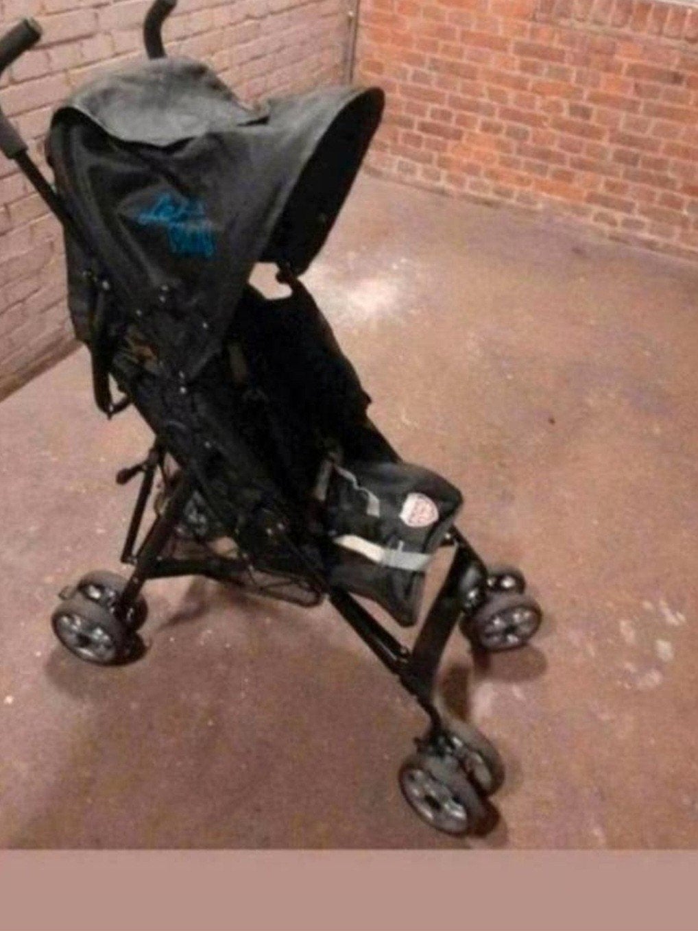 Te koop, Roodtrip merk kinder buggy., Ophalen, Zo goed als nieuw