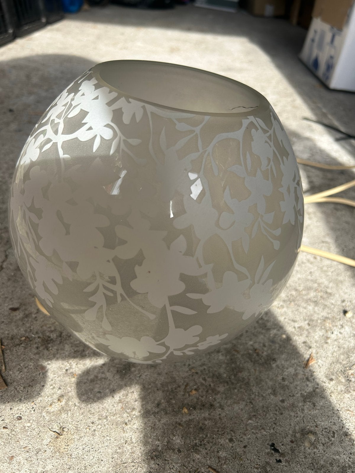 Glazen bol lamp met bloemmotief, Gebruikt, E14 (klein), Ophalen of Verzenden, Glas