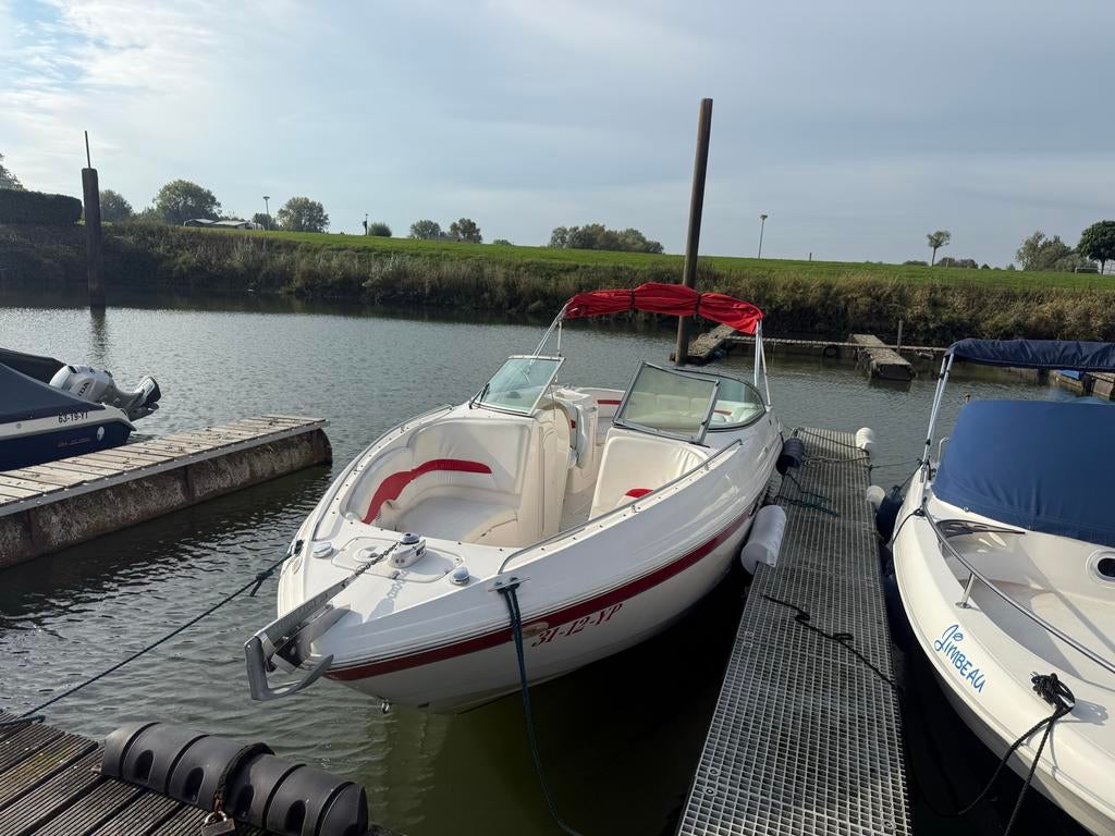 Chaparral 260 SSI V8 Speedboot bowrider incl Vlemmix trailer, Watersport en Boten, Ophalen, Gebruikt, Binnenboordmotor, 200 pk of meer