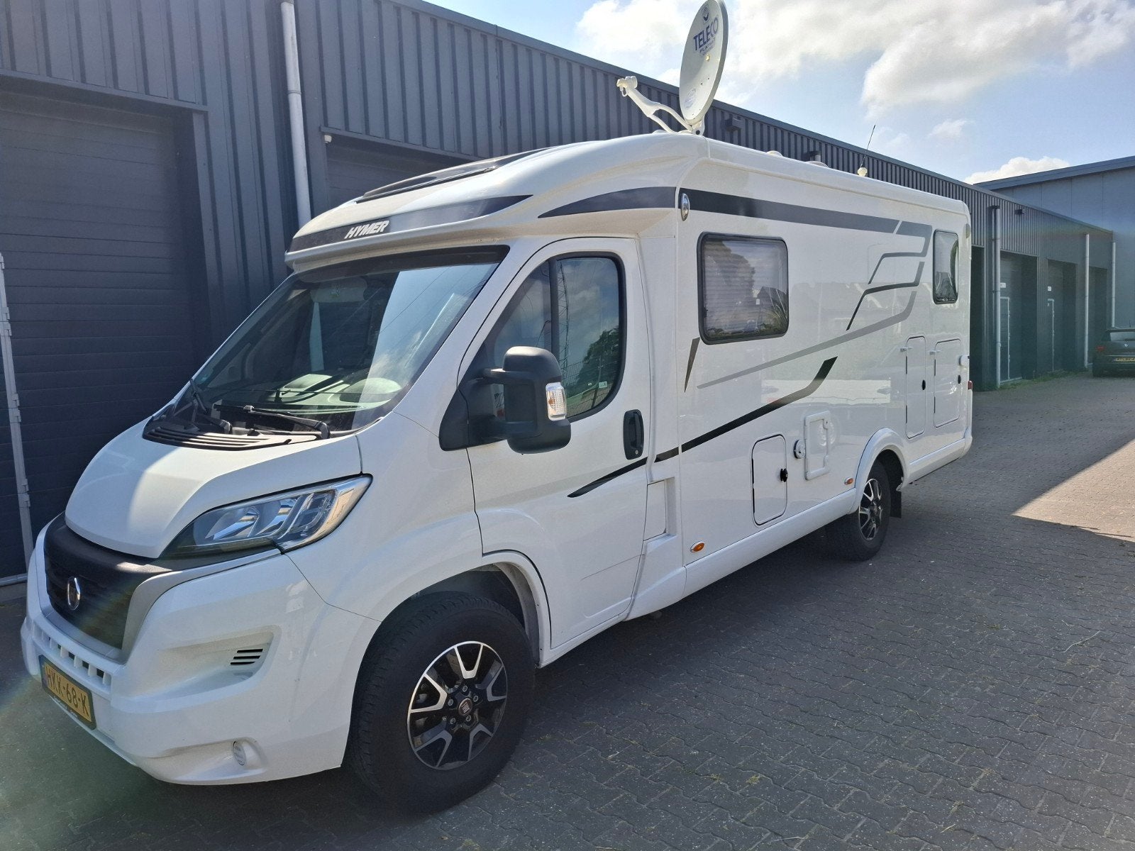Caravans And Camping Hymer