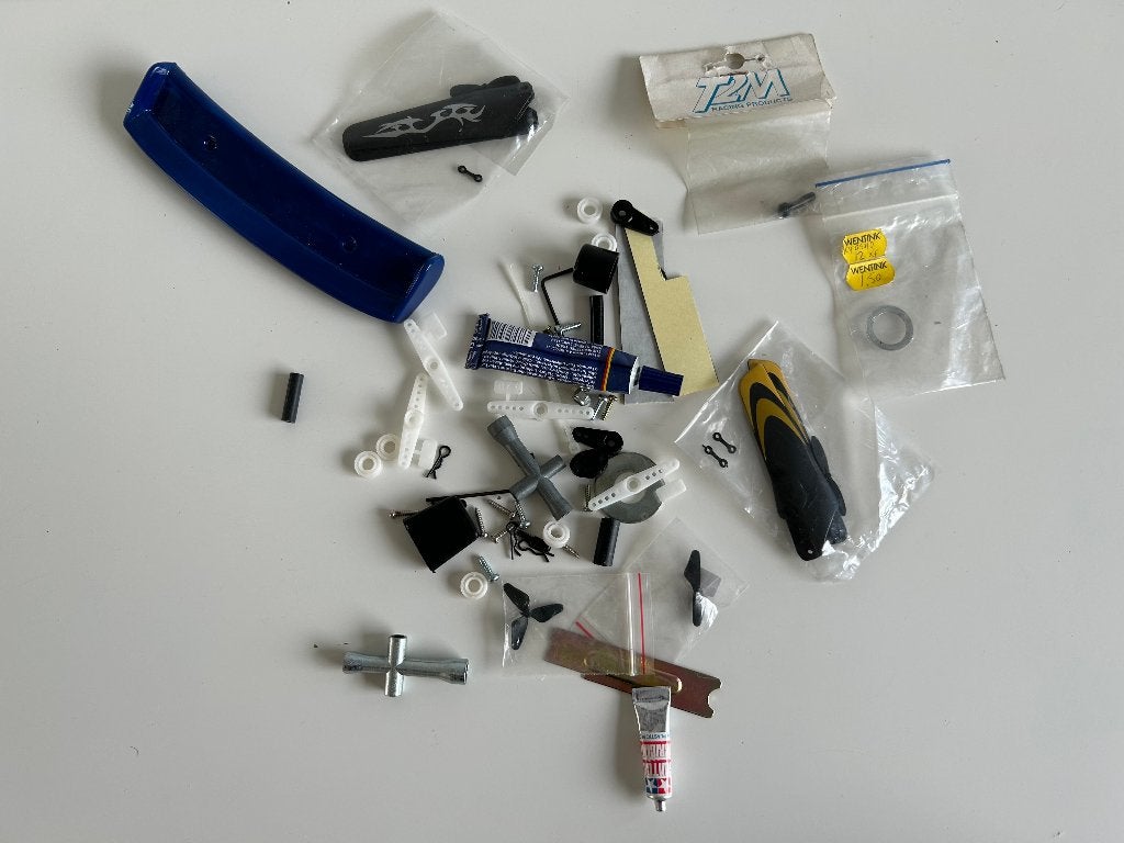 Lotje diverse modelbouw rc, Hobby en Vrije tijd, Ophalen of Verzenden, Gebruikt, Overige schalen, Onderdeel