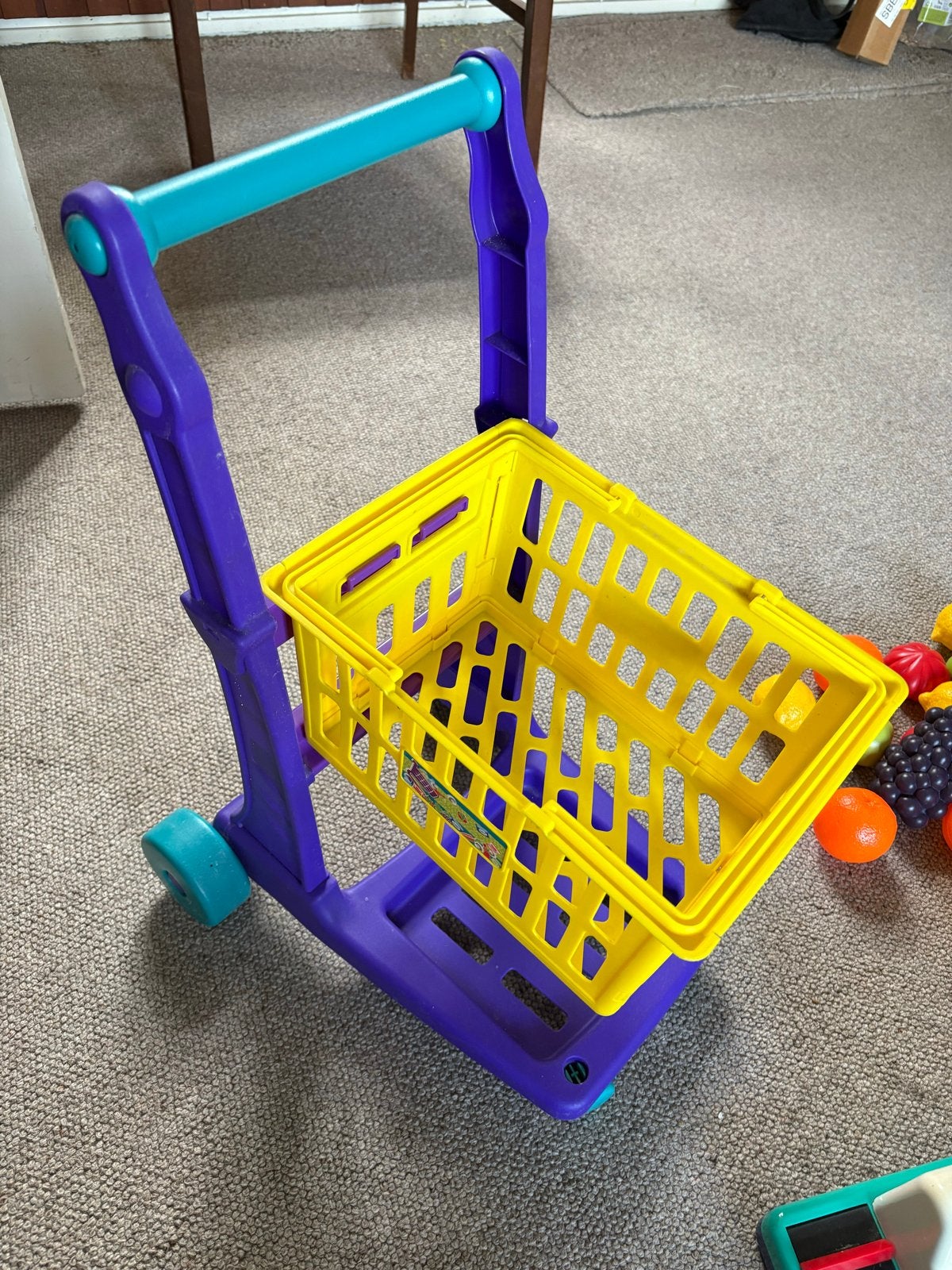 Speelgoed boodschappenwagentje met kassa en fruit, Kinderen en Baby's, Ophalen, Gebruikt, Jongen of Meisje