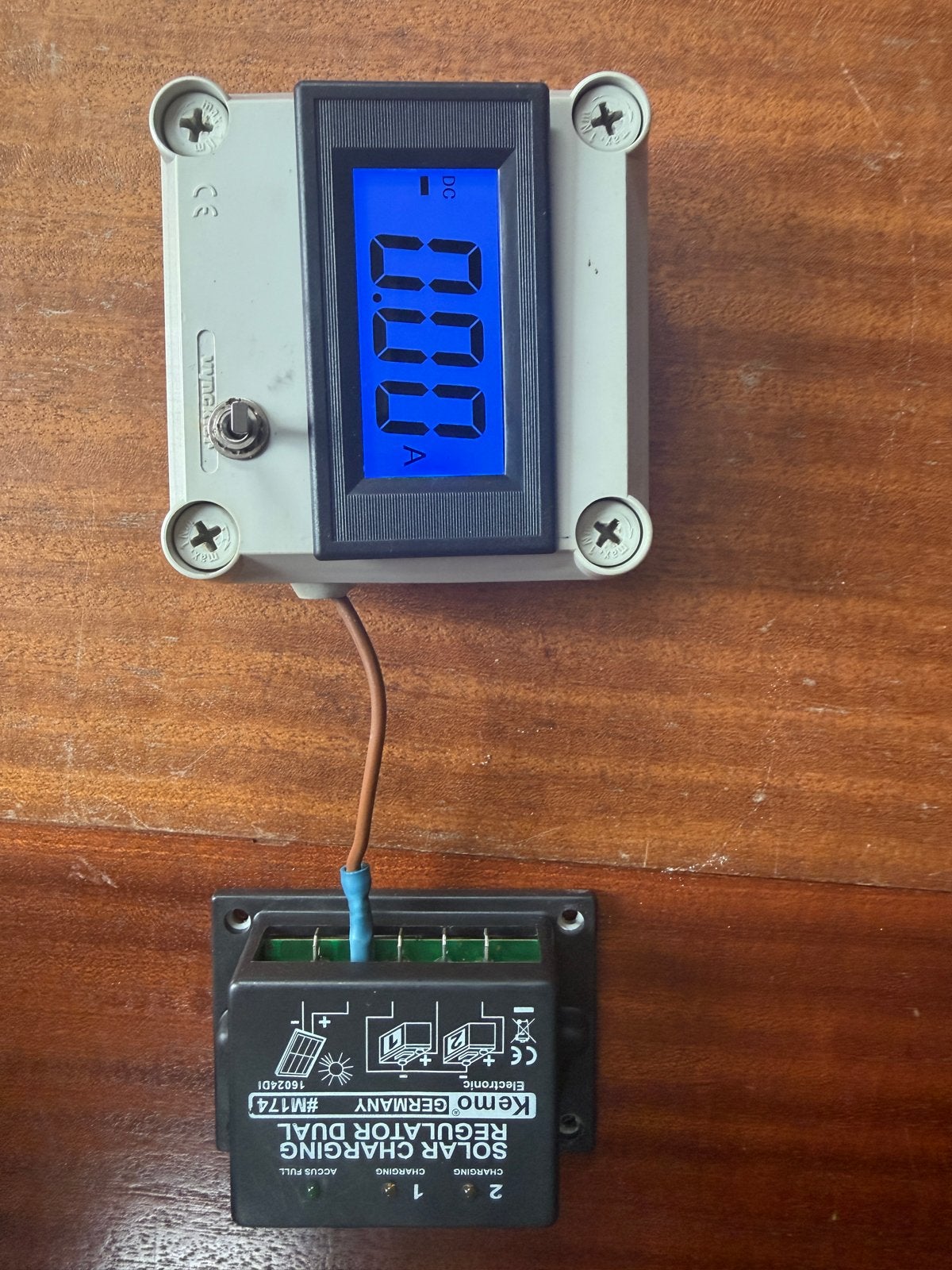 Kemo Germany Solar Laadregelaar Dual met Display, Ophalen, Zo goed als nieuw, Overige typen
