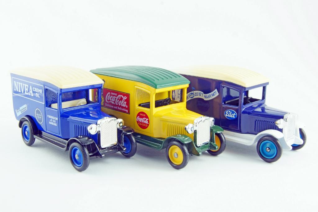 Chevrolet Van 1934 - Lledo, Days Gone, Hobby en Vrije tijd, Modelauto's | Overige schalen, Ophalen of Verzenden, Gebruikt, Auto