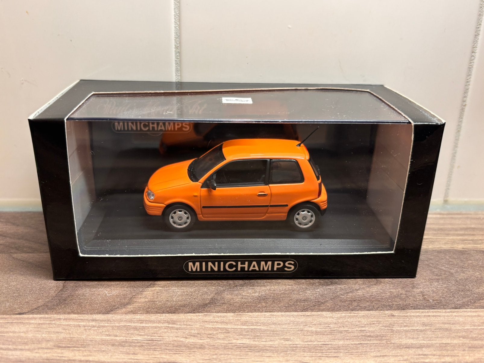 Seat Arosa 1997 Oranje Metallic Minichamps 1:43, Hobby en Vrije tijd, Modelauto's | 1:43, Ophalen of Verzenden, Zo goed als nieuw