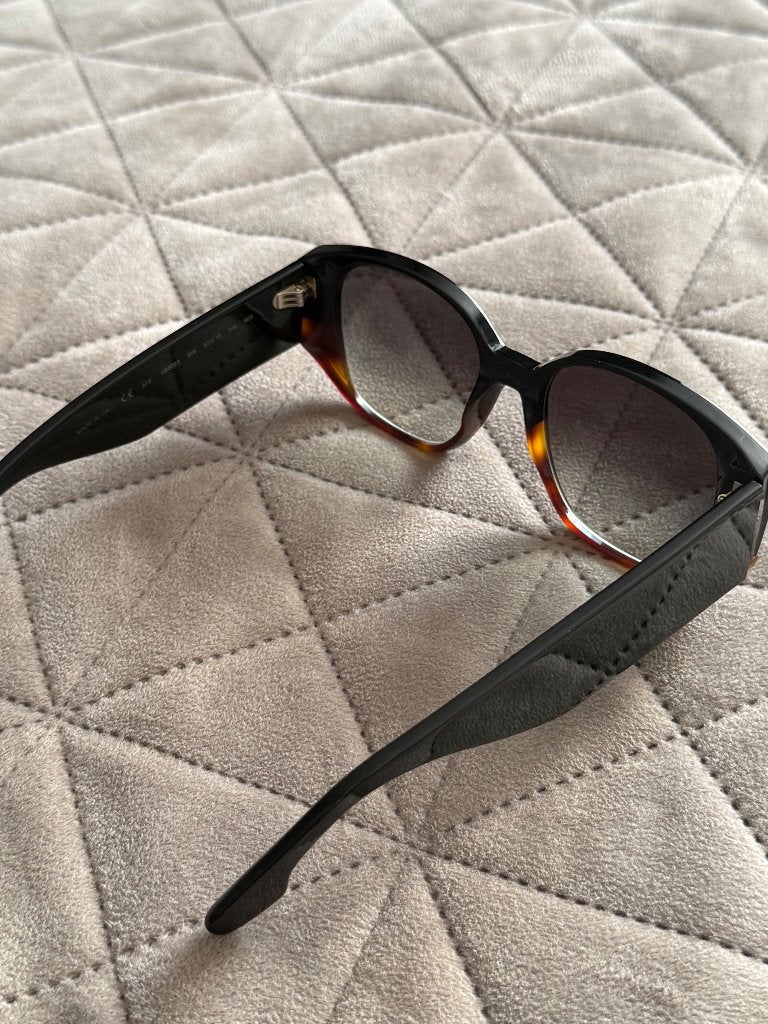Victoria Beckham zonnebril VB605S 005 + originele koker, Overige merken, Gebruikt, Zonnebril, Zwart