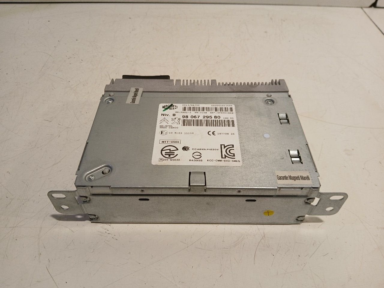 Computer navigatie Peugeot 208, Onderdelen@venauto.nl, Van der Ven Autorecycling B.V., Gebruikt, Ettenseweg 76, 4706 PB Roosendaal, The Netherlands