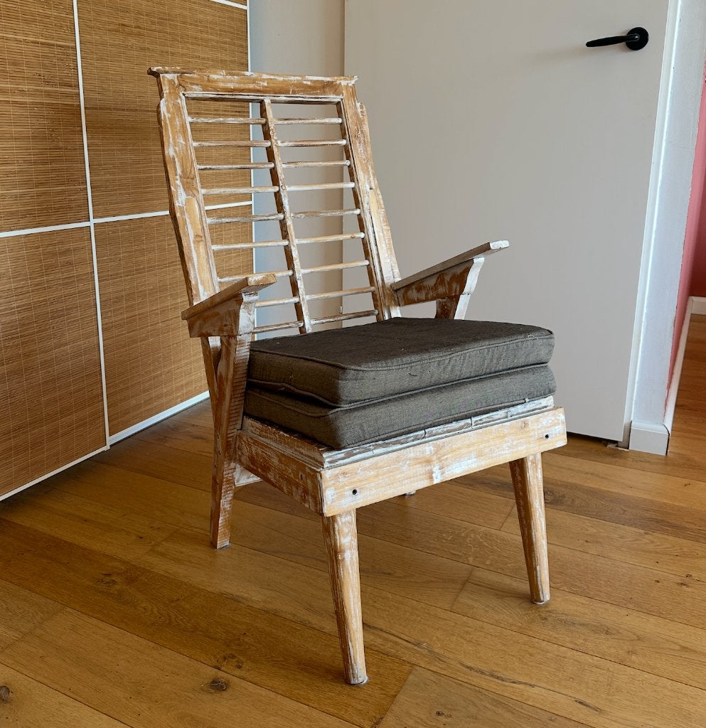 Teakhouten stoel in whitewash Bali, Huis en Inrichting, Stoelen, Ophalen, Boho, Bali, Natural, hout, teak, Wit, Zo goed als nieuw