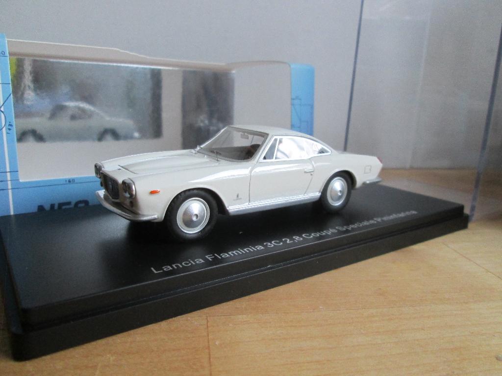NEO Scale Models Lancia Flaminia Coupe 1:43, Ophalen of Verzenden, Zo goed als nieuw, Auto, Overige merken