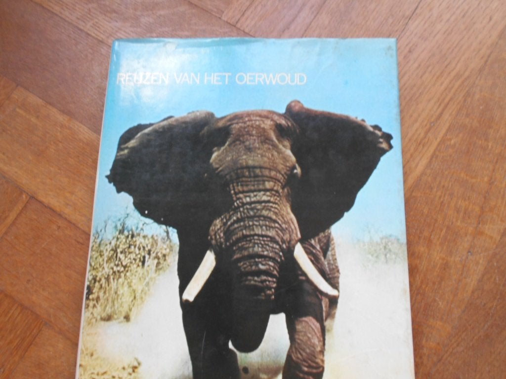 Retro Reuzen van het oerwoud Lekturama (gp-18), Boeken, Ophalen, Zo goed als nieuw