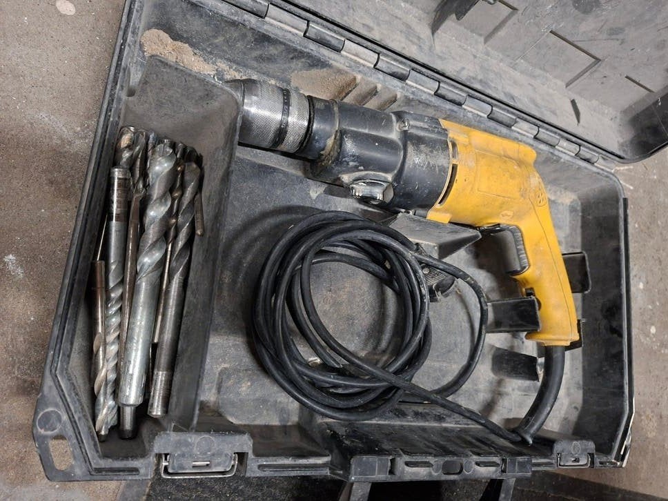 DeWalt 505-QS Boormachine met koffer en borenset, Variabele snelheid, Ophalen, Boormachine, Gebruikt