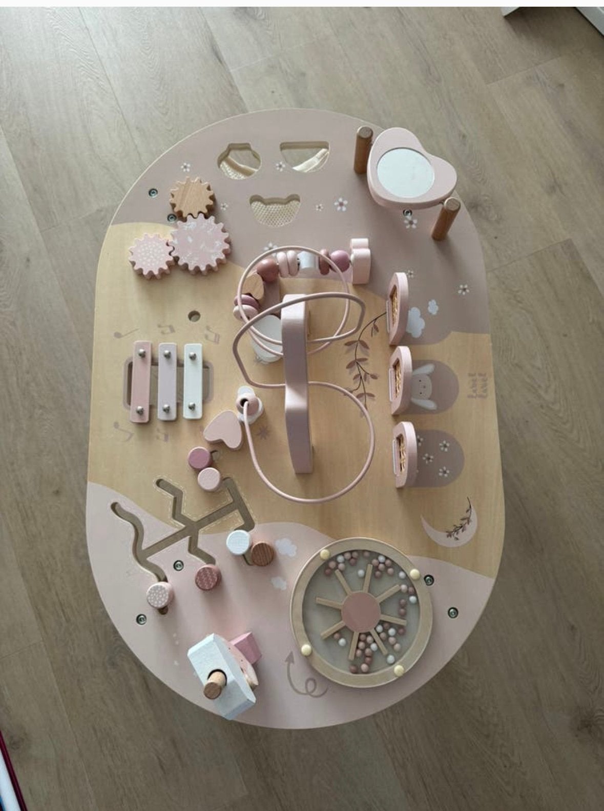 Roze houten activiteitentafel, Kinderen en Baby's, Ophalen, Zo goed als nieuw