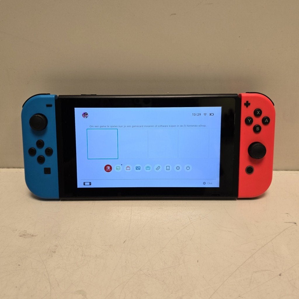 Nintendo Switch | 32GB (839061), Spelcomputers en Games, Nintendo of Europe GmbH, Info@naw.nl, Goldsteinstrasse 235, 60528 Frankfurt am Main, Duitsland