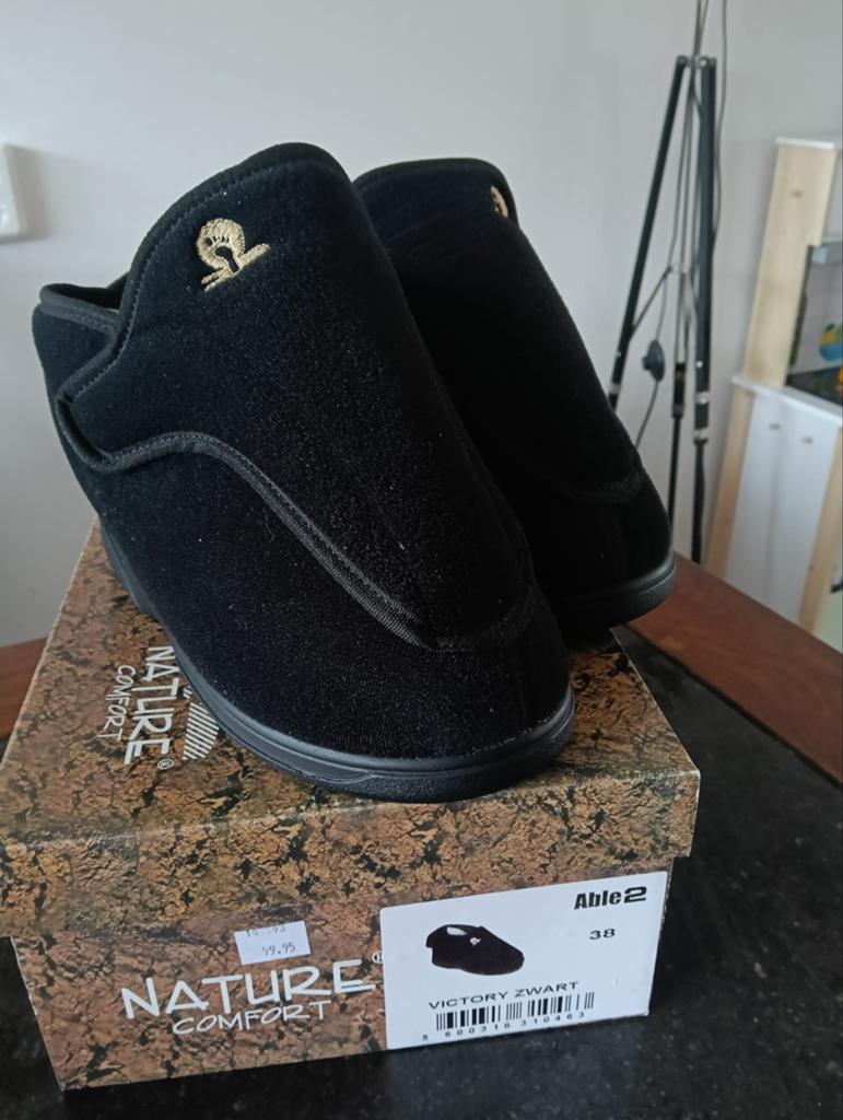 Verbandschoenen, Zwart, Ophalen of Verzenden, Victory, Sneakers of Gympen