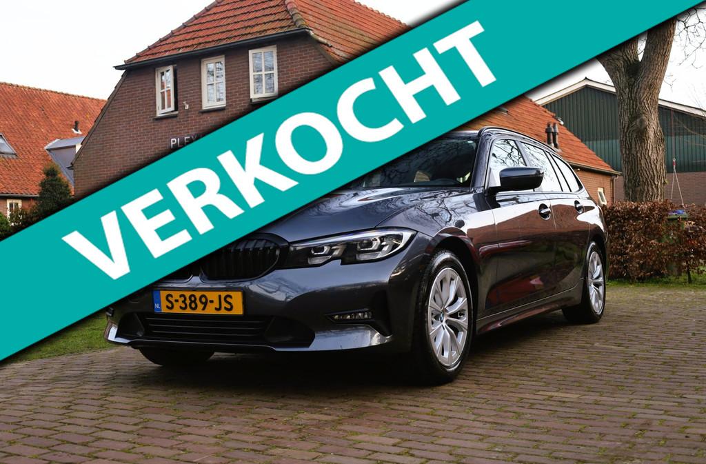 BMW 3-serie Touring 318i High Executive Aut. | Zomer + Winte, Automaat, 1998 cc, Gebruikt, 1545 kg