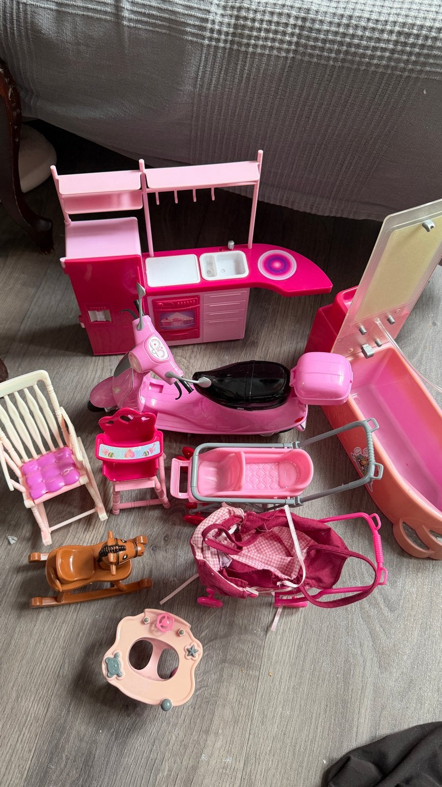 Barbie speelgoed set: keuken, scooter, kinderwagen en meer, Ophalen of Verzenden, Gebruikt, Meisje