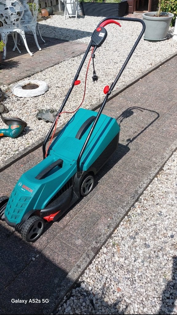 Electrische Grasmaaier Bosch, Ophalen, Cirkelmaaier, Gebruikt, Elektrische grasmaaier