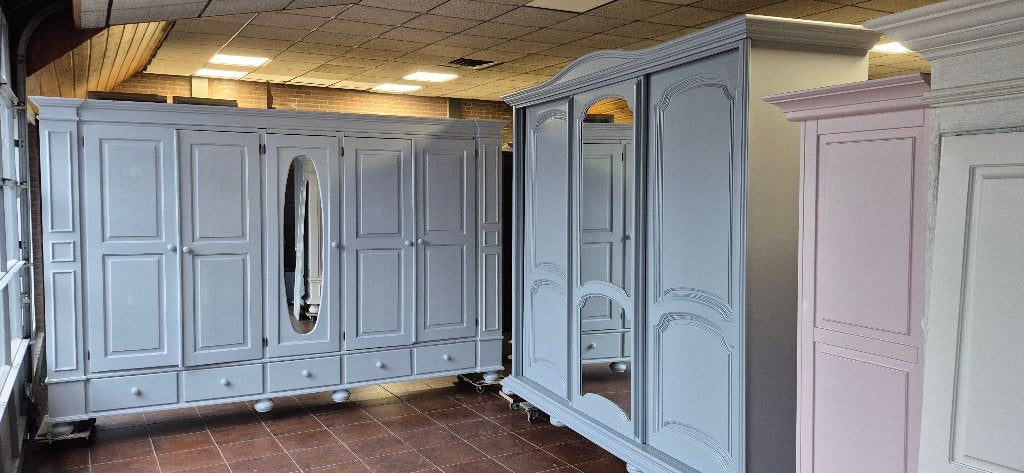 Nu tot 40% korting brocante houten eiken slaapkamer kasten, Ophalen