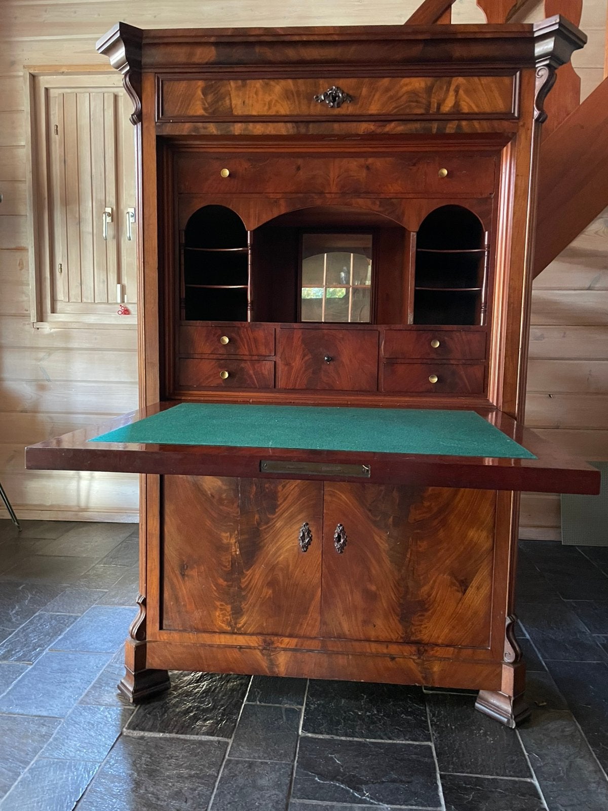 Kast bureau secretaire hout kaptafel, Ophalen