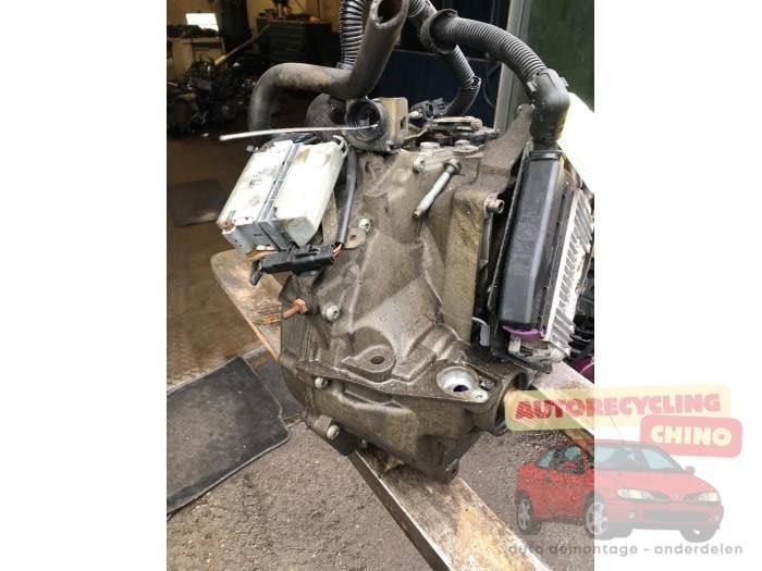 Automaatbak van een Peugeot 206, Ophalen, Gebruikt, -, -