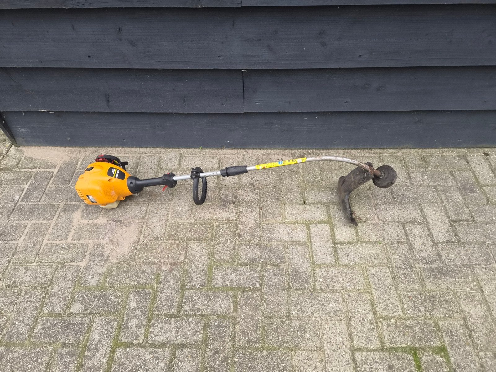 Te koop een gebruikte  bosmaaier, Ophalen