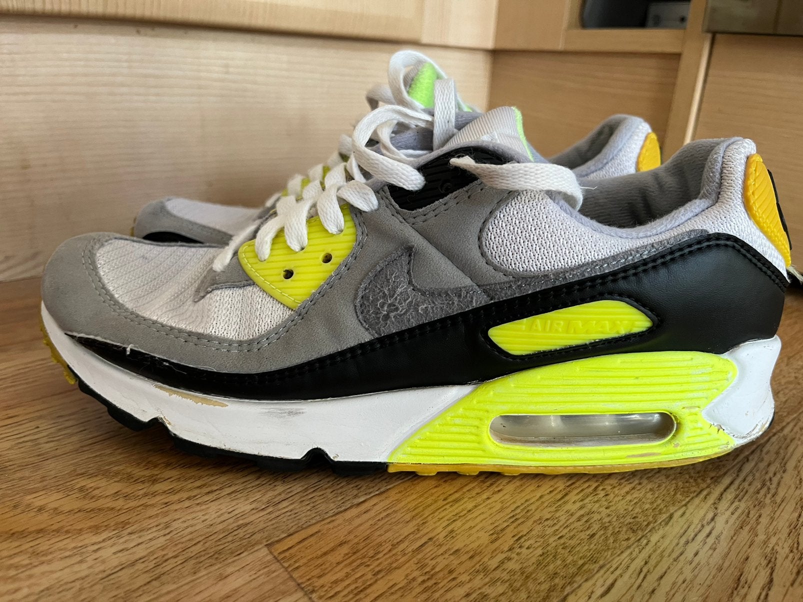 Nike Air Max 90 Volt maat 42, Kleding | Heren, Overige kleuren, Ophalen of Verzenden, Sneakers of Gympen, Gedragen