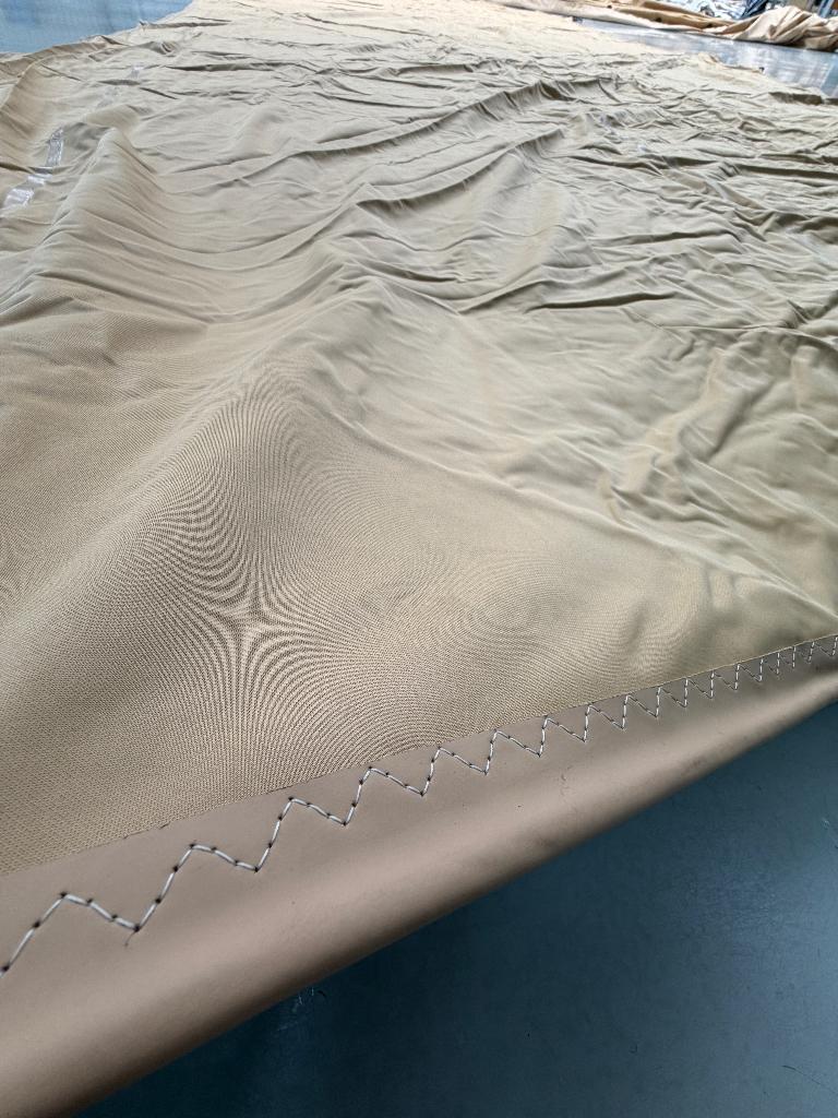 OUTLET DEAL! Stretchtent HQ8 11x4,5m Sand – DEMO, Tuin en Terras, Partytenten, Ophalen, Opvouwbaar, Overige typen, 8 meter of meer
