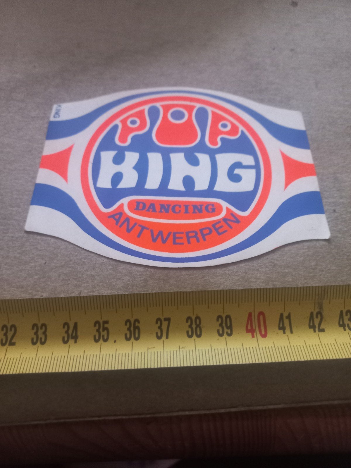 Vintage Pop King Dancing Antwerpen Sticker, Ophalen of Verzenden, Zo goed als nieuw, Overige typen