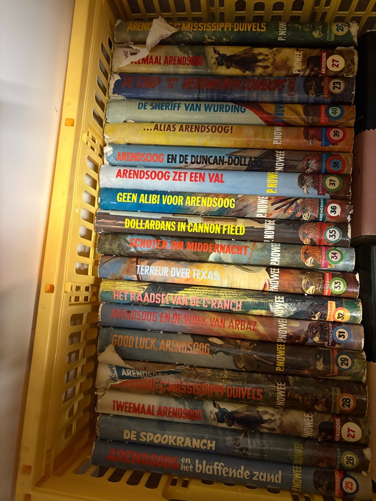 Grote collectie ArendsOog boeken - 1/40 compleet, Ophalen of Verzenden, Gelezen