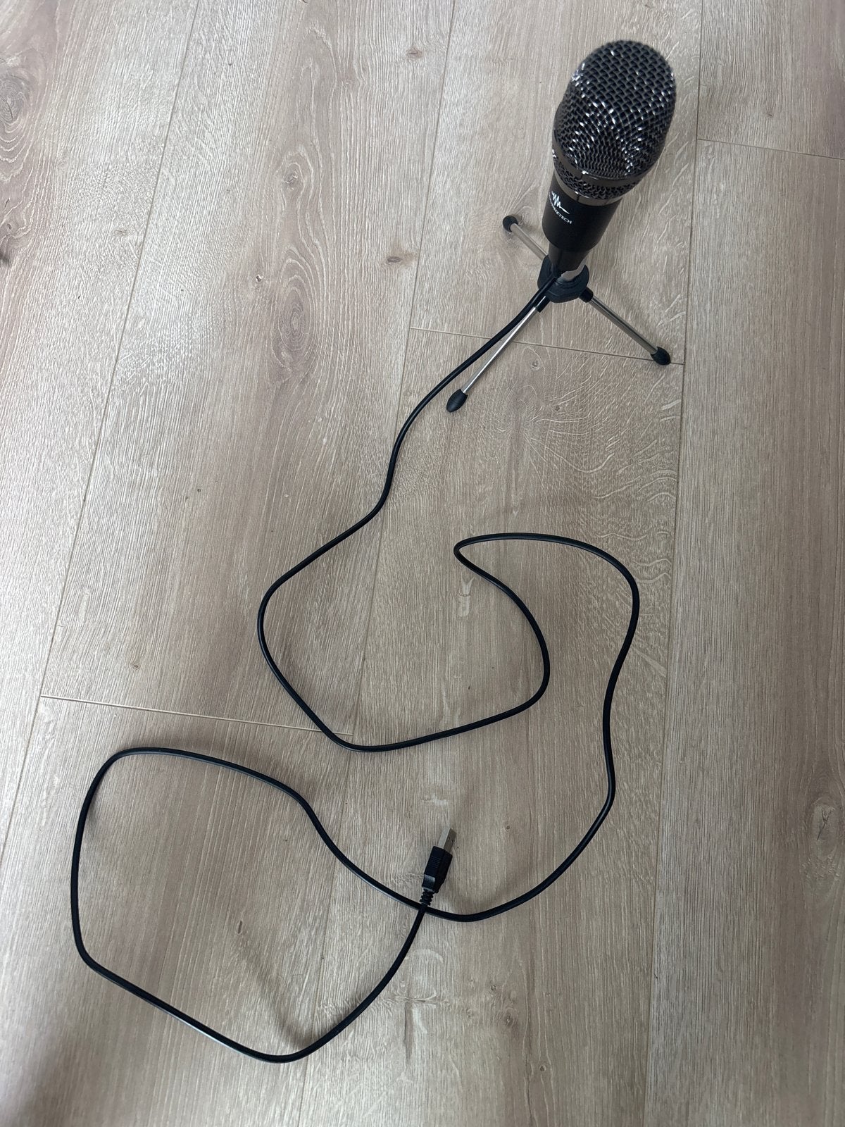 USB Microfoon met standaard, Muziek en Instrumenten, Microfoons, Ophalen of Verzenden, Gebruikt, Studiomicrofoon