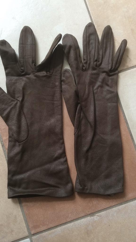 Set dameshandschoenen. Vintage., Kleding | Dames, Mutsen, Sjaals en Handschoenen, Ophalen of Verzenden, Gedragen, Handschoenen