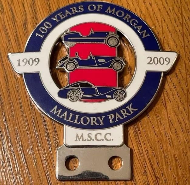 Morgan Three Wheeler Car Badge Mallory Park 100jaarJubileum, Ophalen of Verzenden, Zo goed als nieuw, Auto's