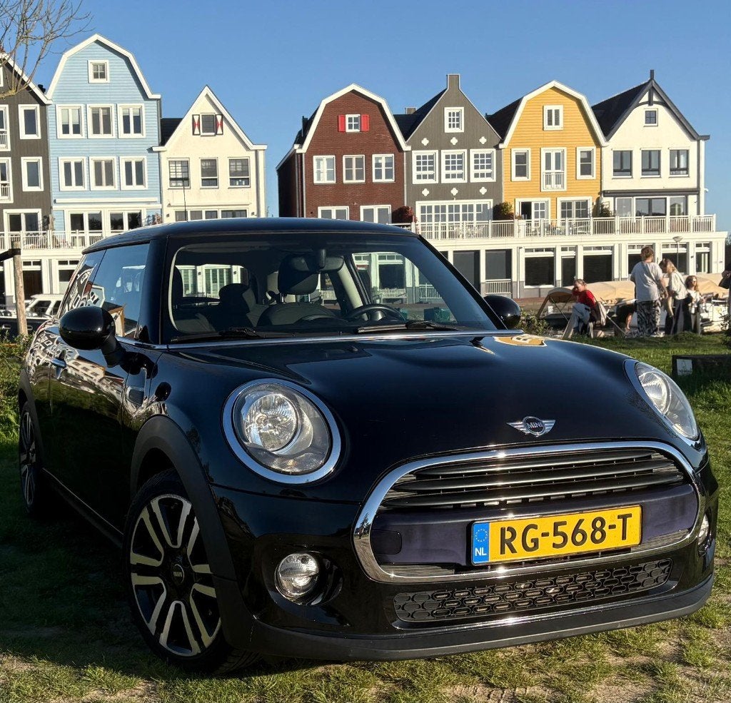 Mini 1.5 Cooper 2017 Zwart