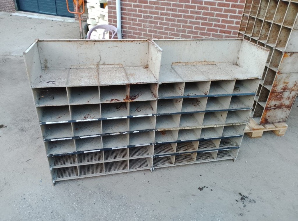 Postsorteerkast, Ophalen