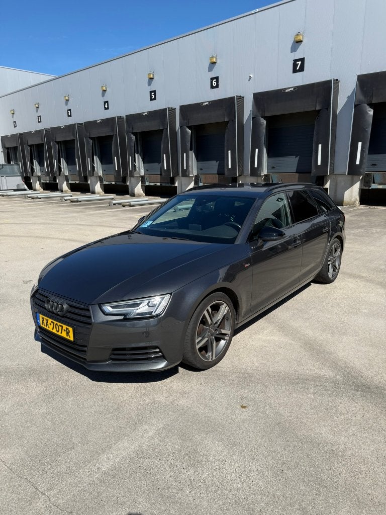 Audi A4 1.4 Tfsi 2 x s-Line 110KW Avant AUT 2016 Grijs, Auto's, Audi, Euro 6, 4 cilinders, Origineel Nederlands, Grijs