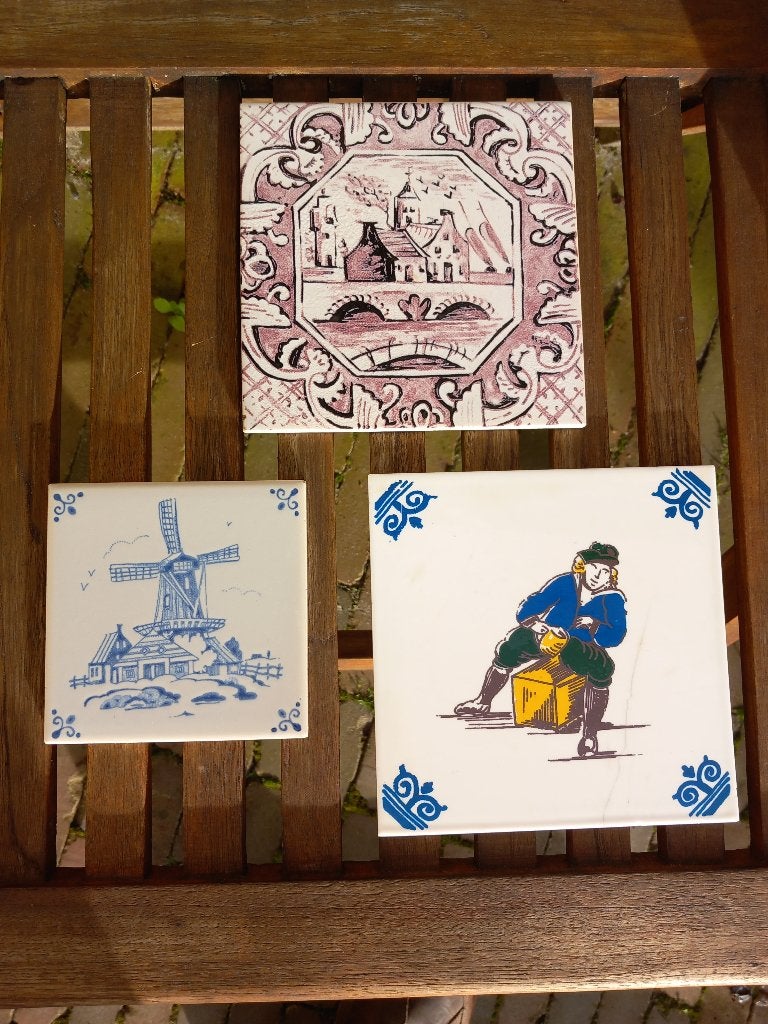 3 wandtegeltjes - oud, klassiek - o.a. Mosa, Gebruikt, Vintage, Steen/keramiek, Ophalen of Verzenden