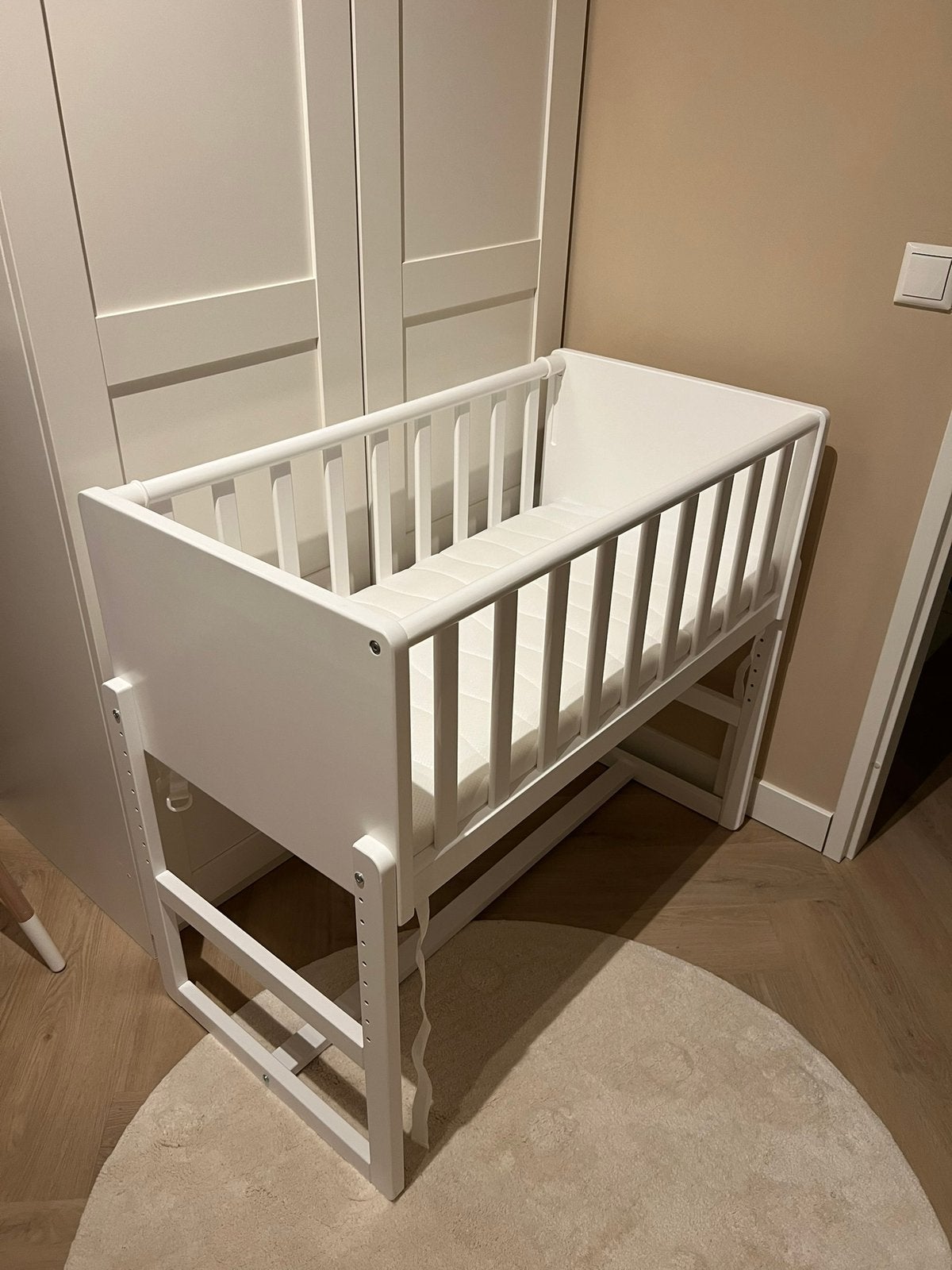 Petite Amélie Co-Sleeper wiegje Wit incl. Matras, Ophalen, Zo goed als nieuw, Wieg