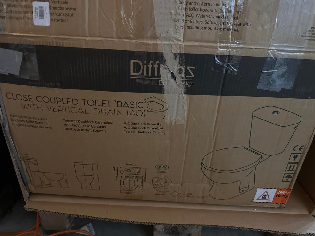 Nieuw Differnz Basic Duoblok Toilet met Verticale Afvoer, ., Ophalen of Verzenden, Zo goed als nieuw, .