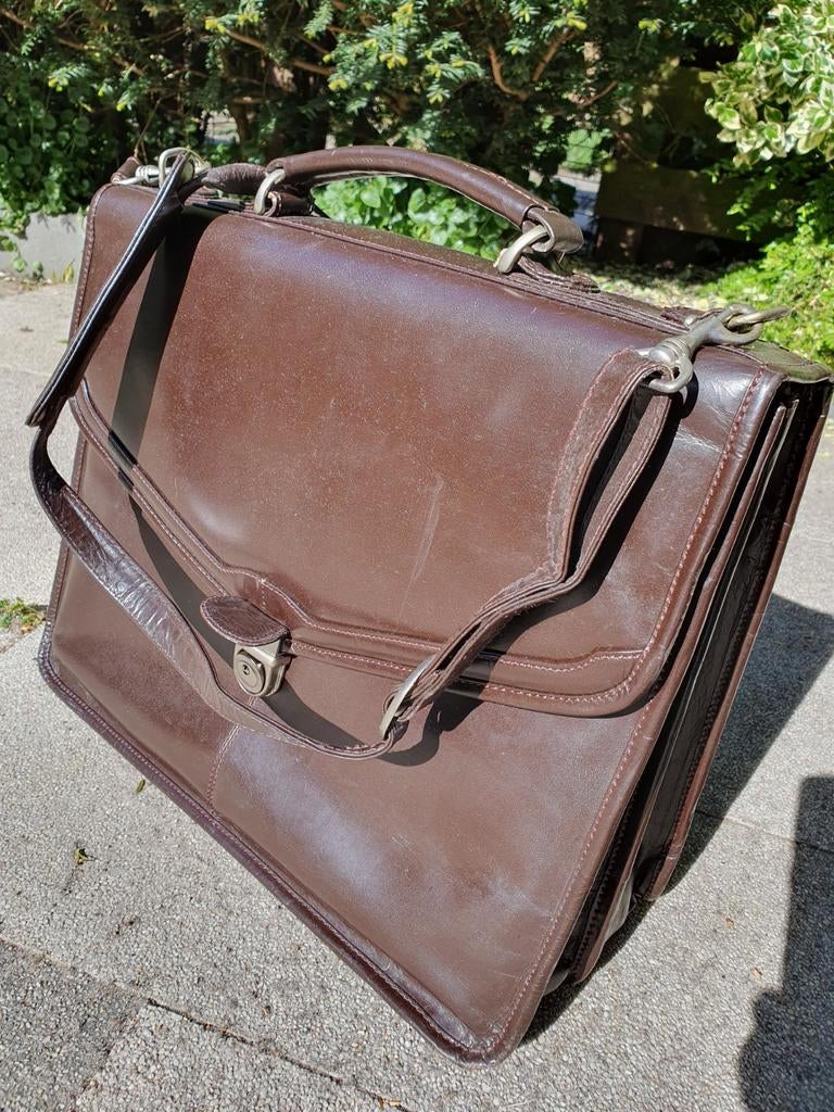 Leren Aktetas/Laptoptas met Schouderband - Zo goed als nieuw, Overige merken, Bruin, Ophalen of Verzenden, Zo goed als nieuw